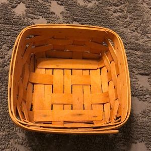 Small longaberger basket